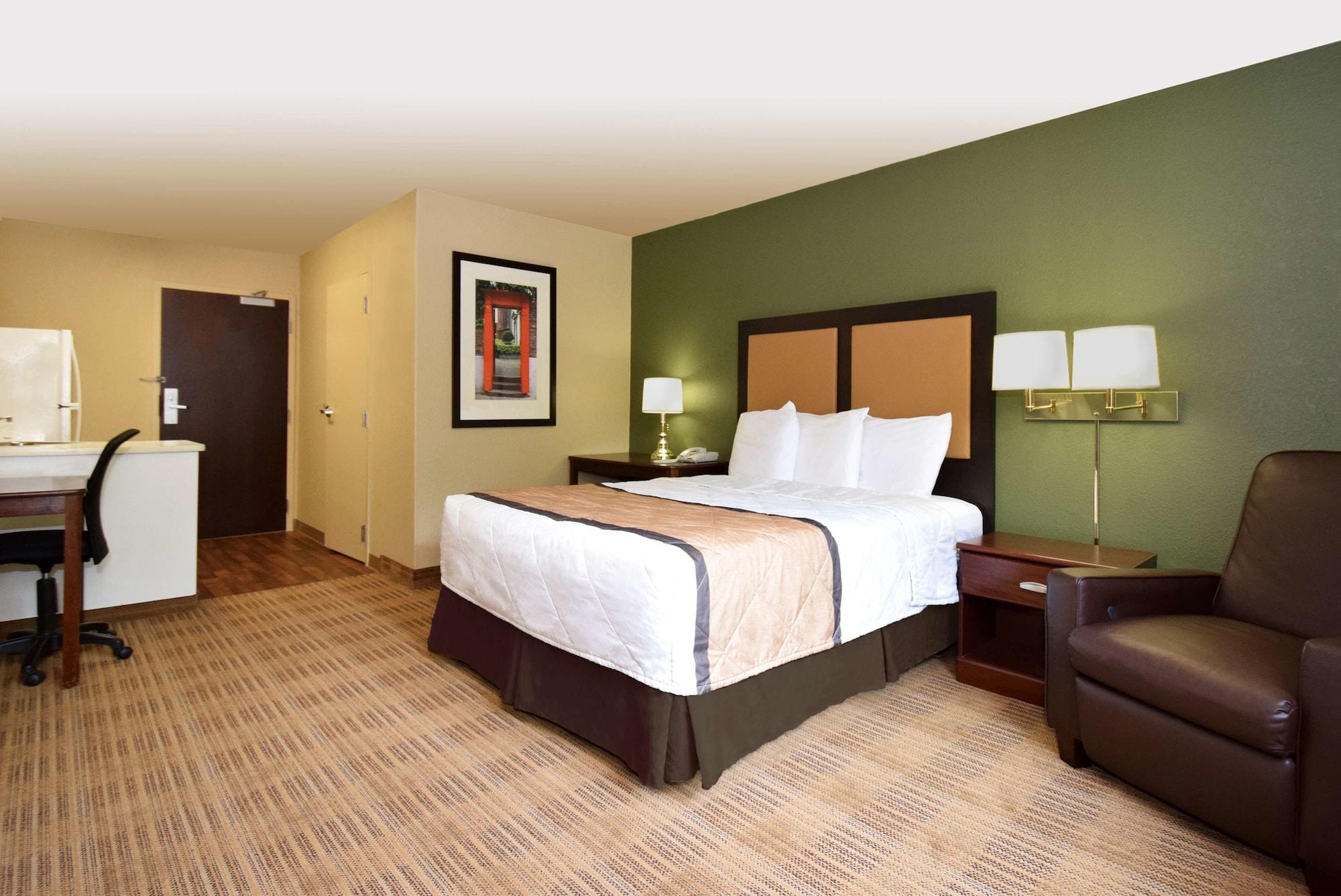 Extended Stay America Select Suites - Orlando - Maitland - 1760 Pembrook Dr Altamonte Springs Eksteriør bilde