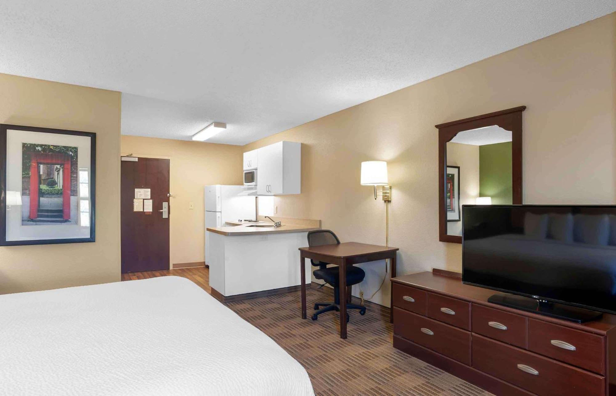 Extended Stay America Select Suites - Orlando - Maitland - 1760 Pembrook Dr Altamonte Springs Eksteriør bilde